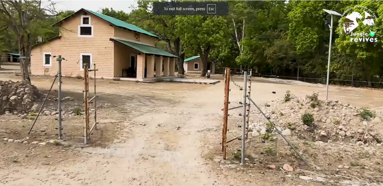 Approaching the Malani Forest House Entrance in Jim Corbett Bijrani Zone