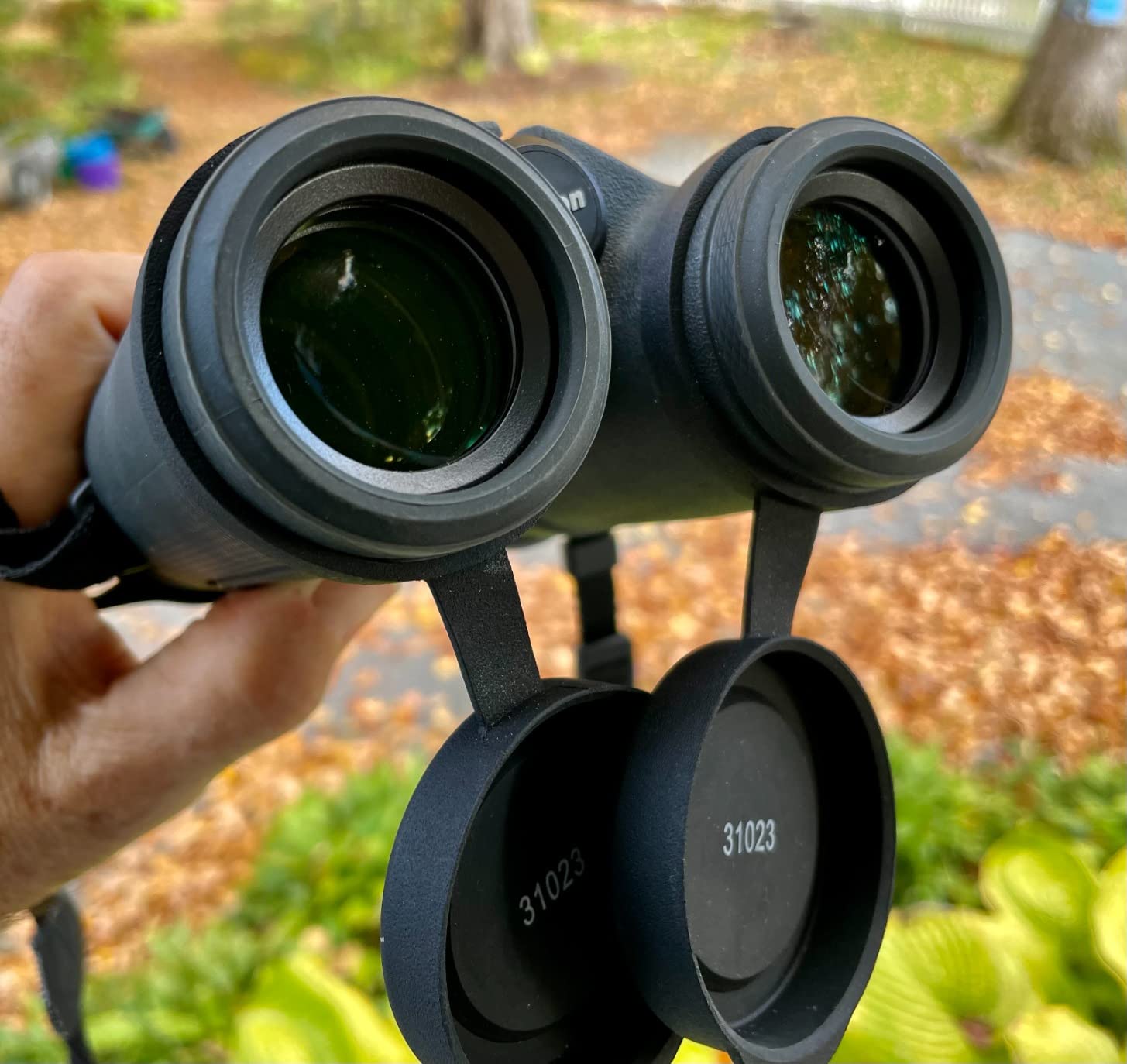 canon binoculars